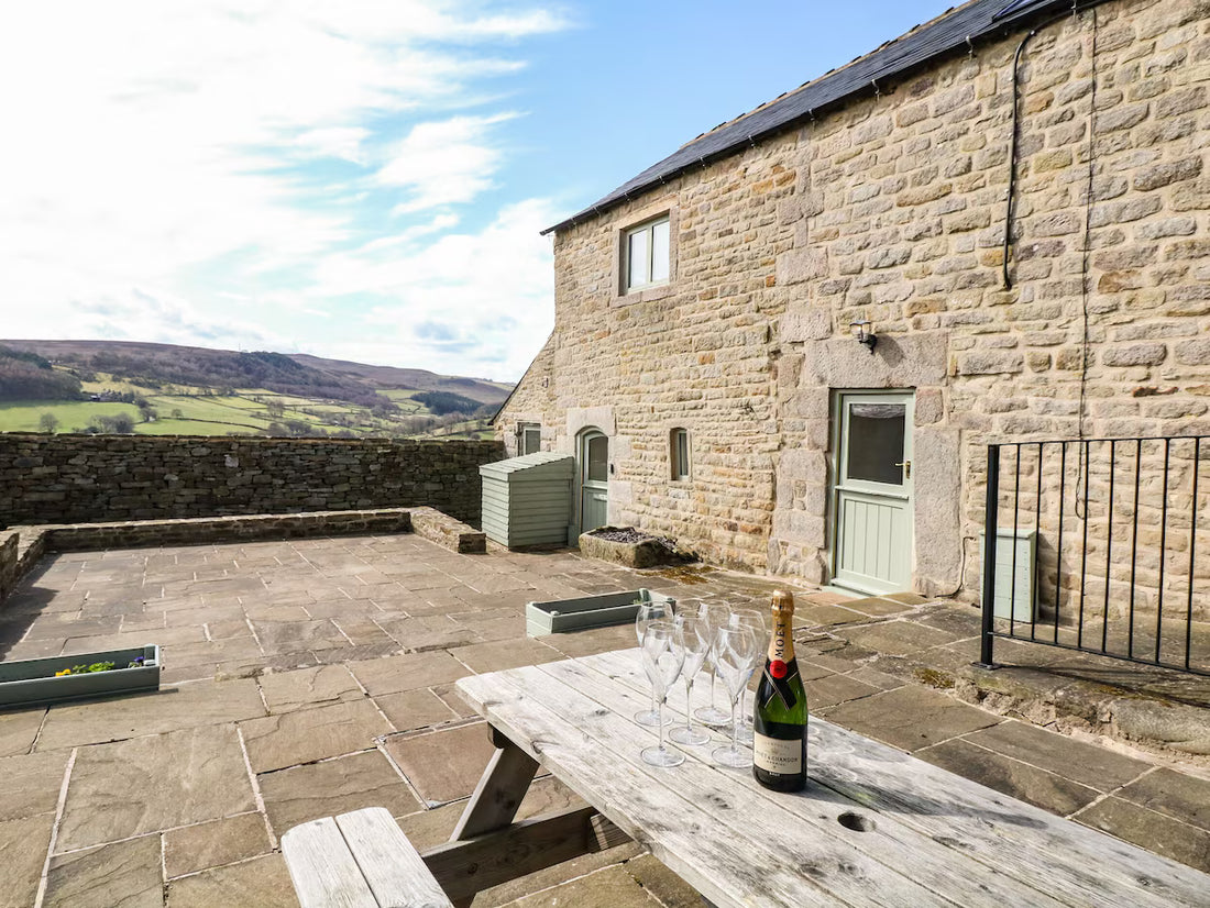 Jemima's Top 5 Dog Friendly Cottages in The Peak District